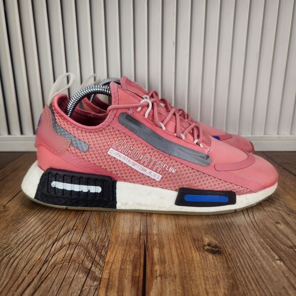 Adidas OriginalsโNMD_R1 Spectoo Womans Sz 8.5 Pink Running Sneakers Shoes FZ3208